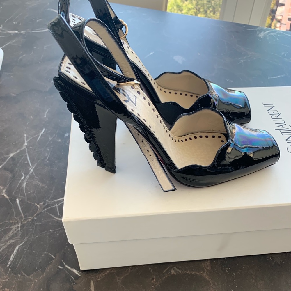 Yves Saint Laurent Heels